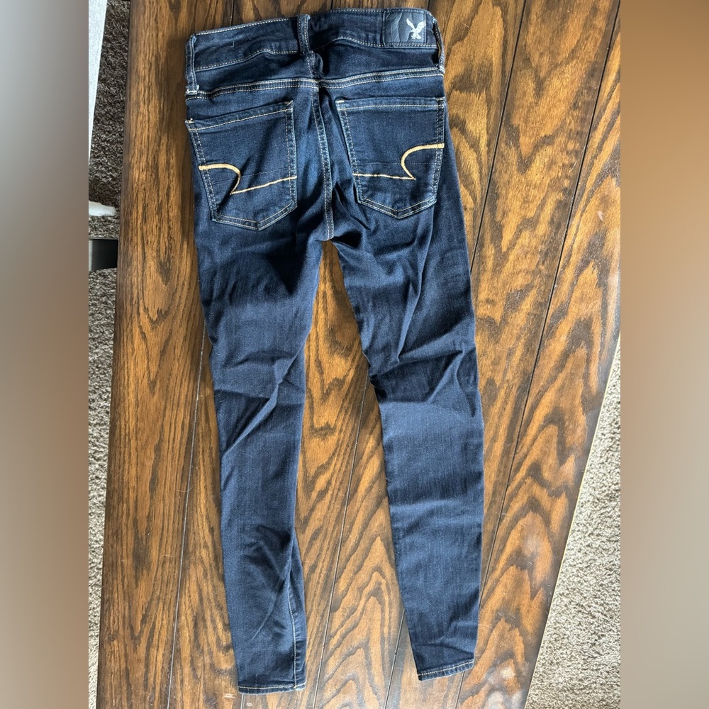 Women’s Dark Blue Jeggings by American Eagle. Size 00 Regular.
